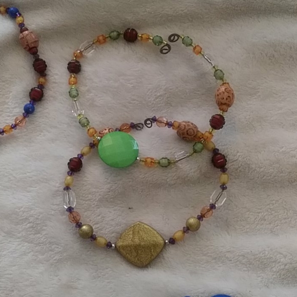 Necklace - Picture 3 of 5